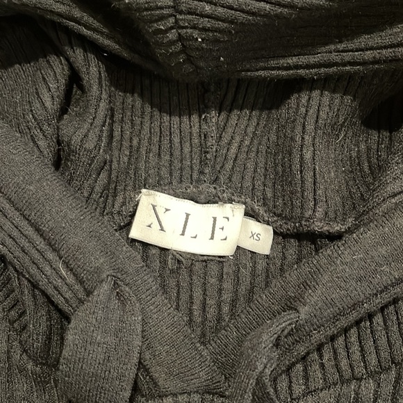 XLE BY LAUREN ELIZABETH RIBBED HOODIE - Picture 3 of 3